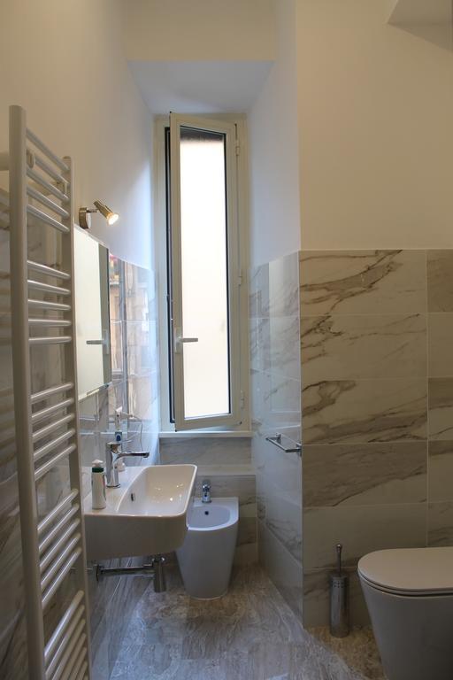 Termini Station Apartment Ai Due Cortili Presso Le Mura Aureliane Rome Exterior photo