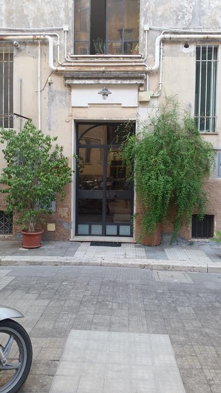 Termini Station Apartment Ai Due Cortili Presso Le Mura Aureliane Rome Exterior photo